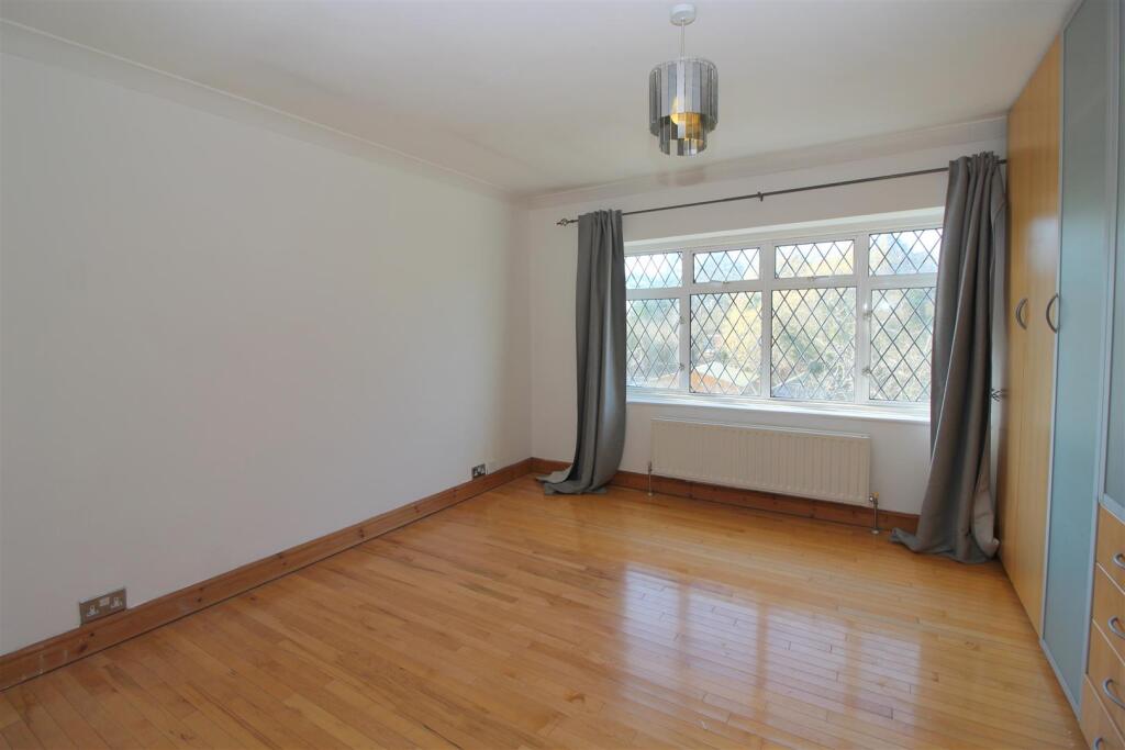 Additional image 13 of Roestock Gardens, Colney Heath, St. Albans