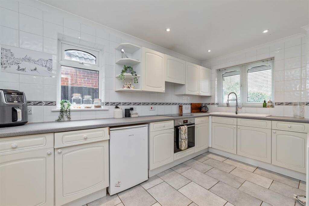 Additional image 8 of Tennyson Road, St. Albans