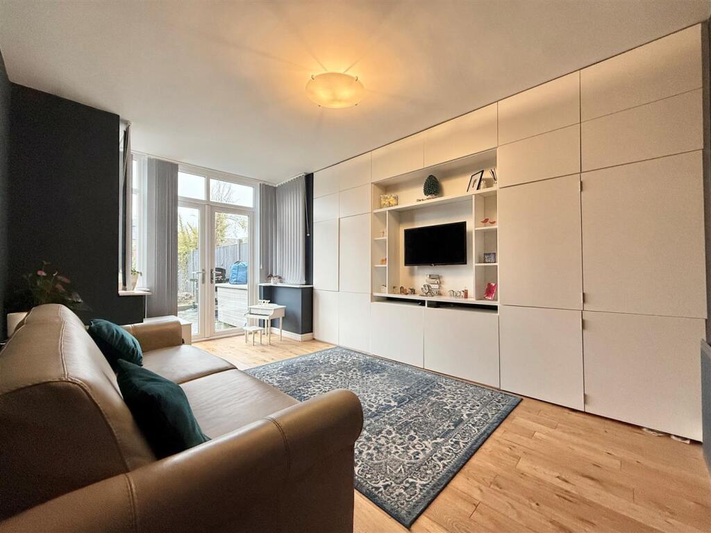 Additional image 8 of Manor Lane, Halesowen