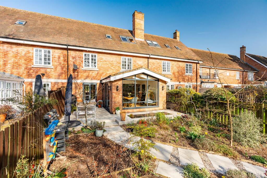 The Walled Garden, Tewin Water, Welwyn