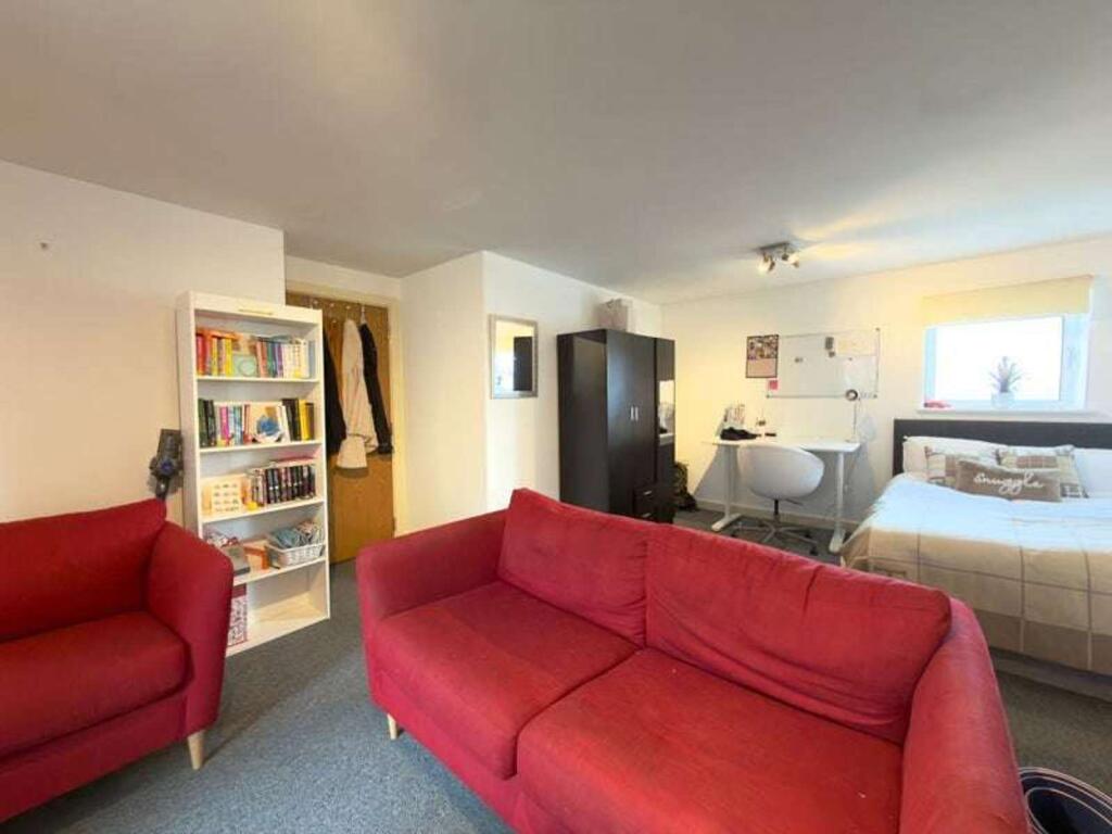 Additional image 4 of Warstone Lane