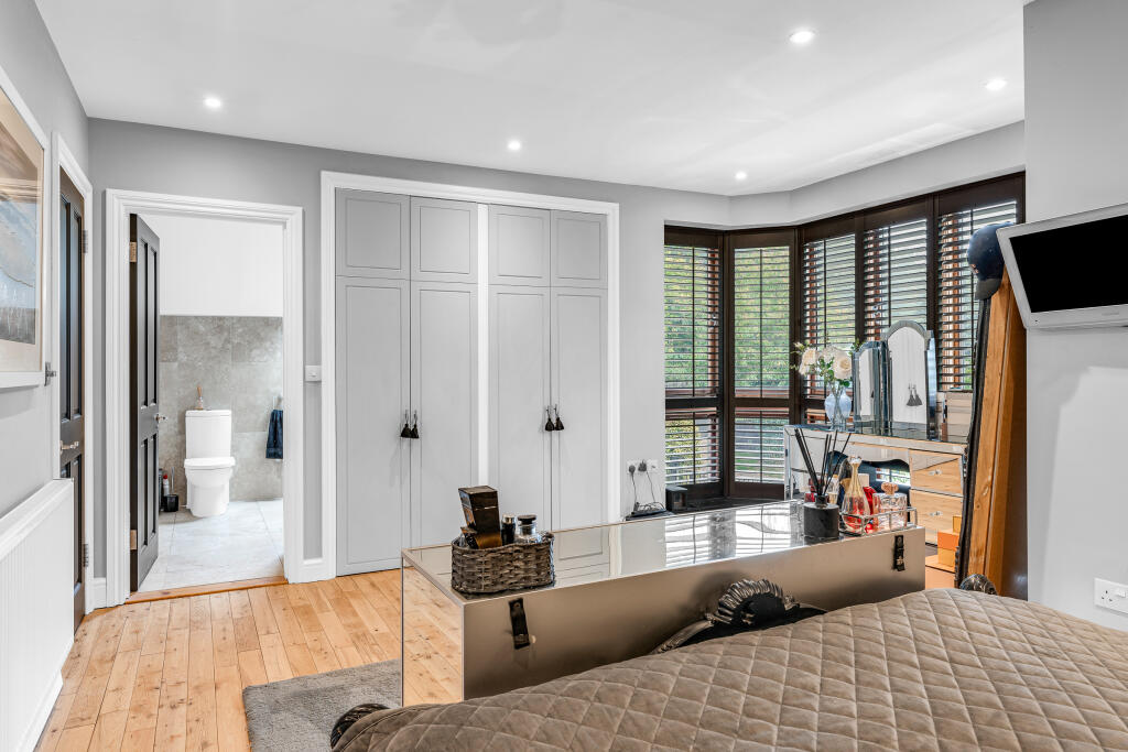 Additional image 14 of Canonsfield Road, Welwyn, Hertfordshire, AL6