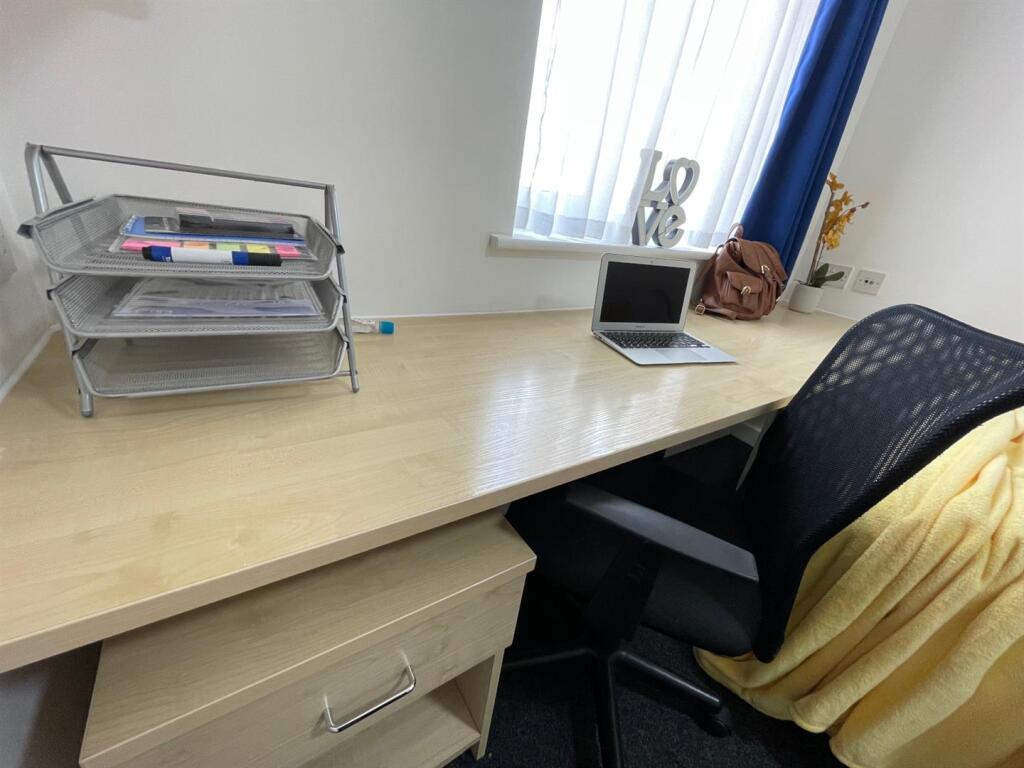 Additional image 3 of 18-20 Dawlish Road