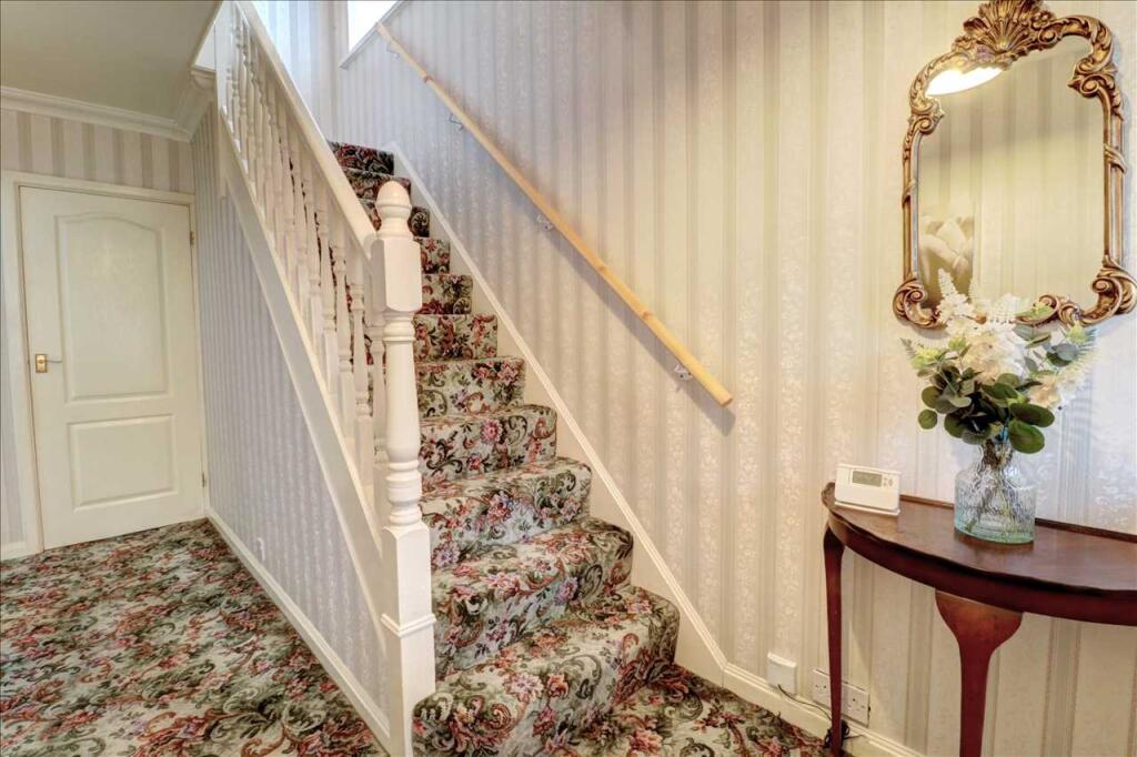 Additional image 4 of Colebridge Crescent, Coleshill