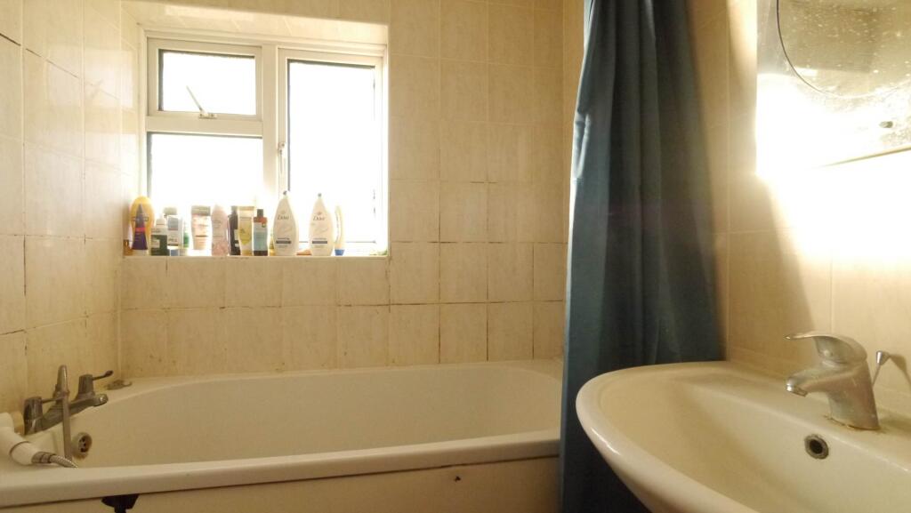 Additional image 14 of High Dells, Hatfield