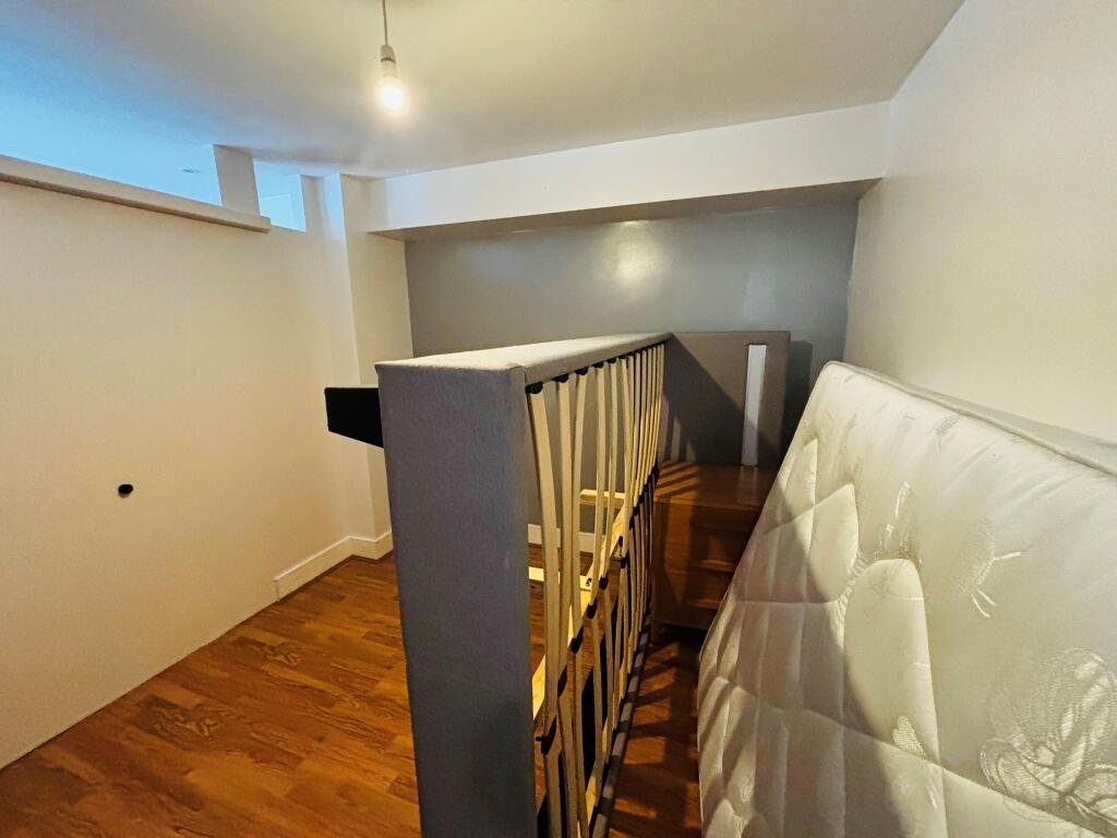 Additional image 4 of Churchgate Plaza