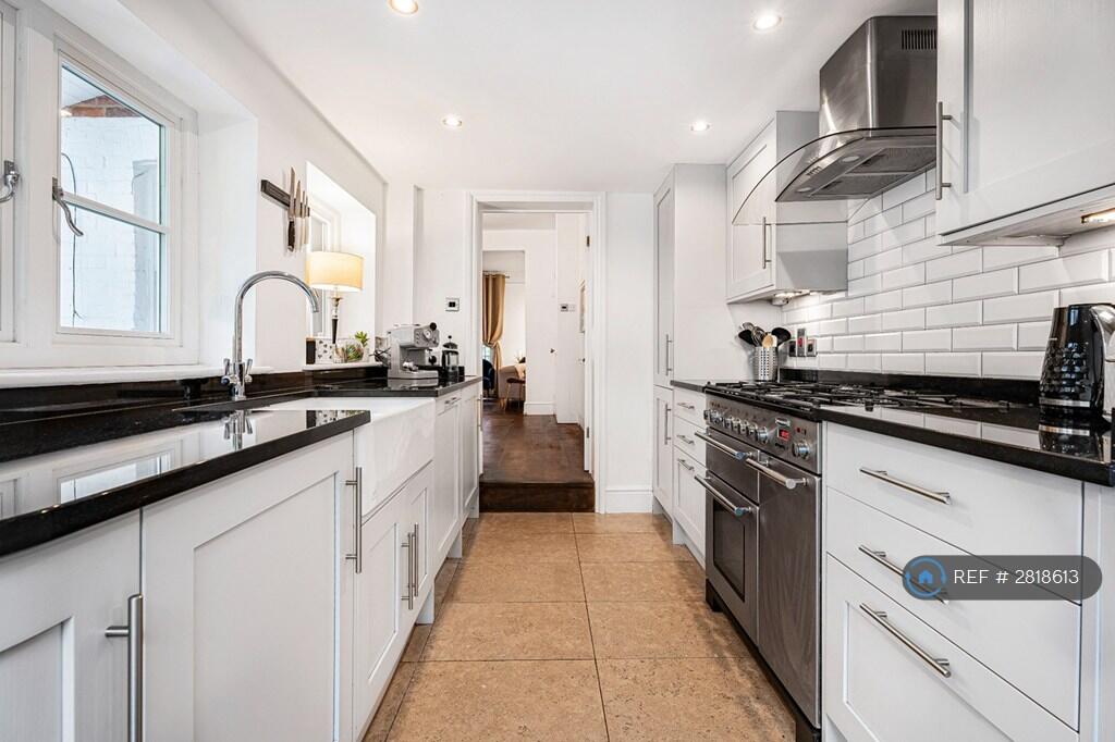 Additional image 8 of Fishpool St, St Albans, AL3