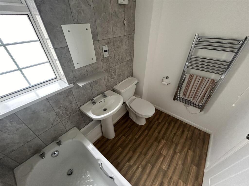 Additional image 15 of Exmoor Drive, Bromsgrove