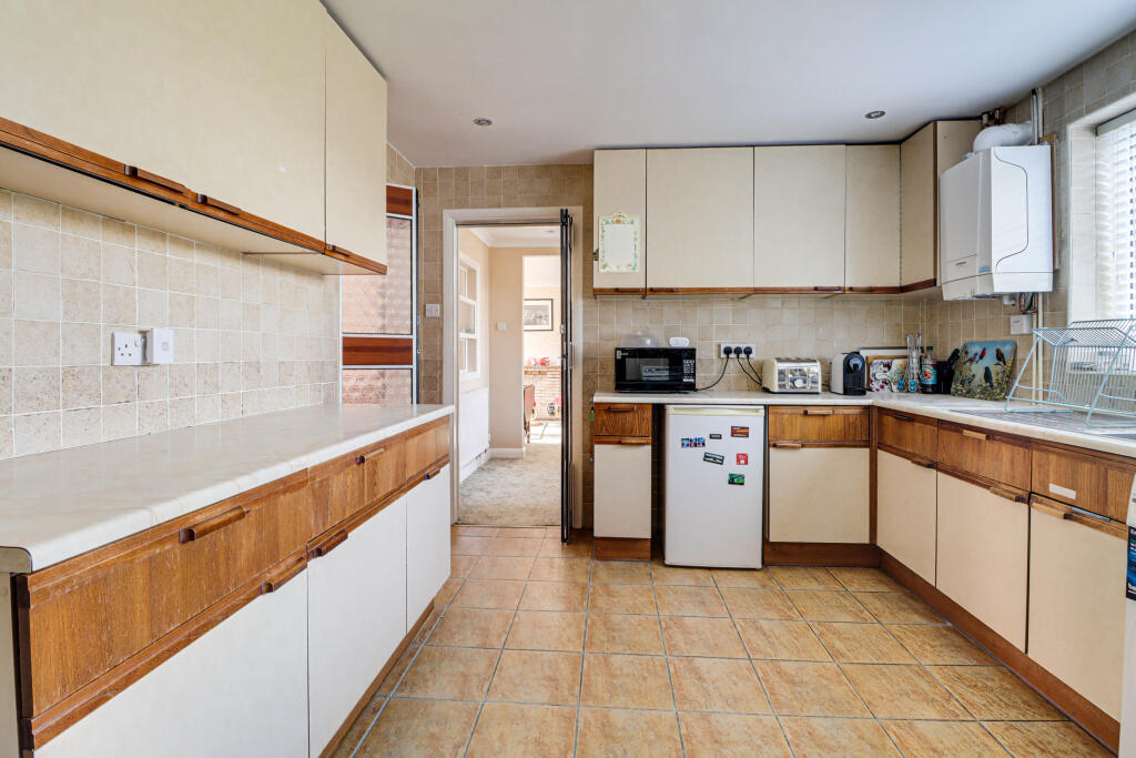 Additional image 4 of Ridgewood Drive, Harpenden, Hertfordshire, AL5