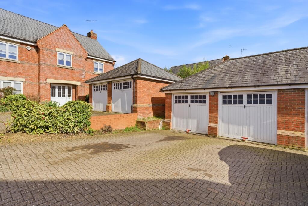 Additional image 22 of Rosemary Drive, London Colney, St. Albans, Hertfordshire, AL2