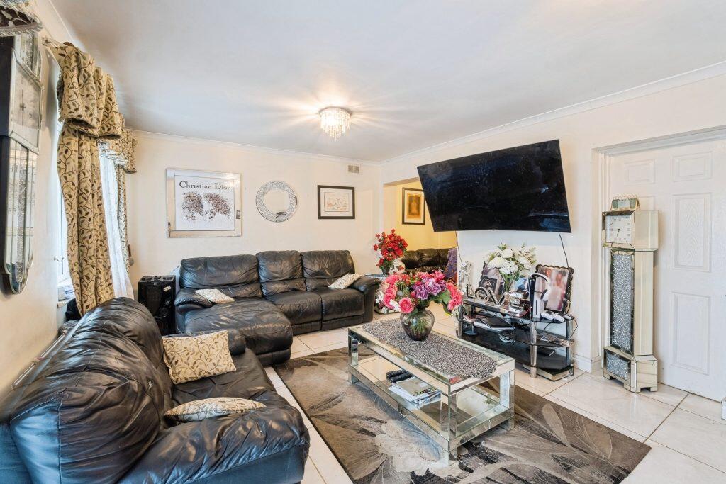 Additional image 4 of Crawford Road, Hatfield, AL10 0PF