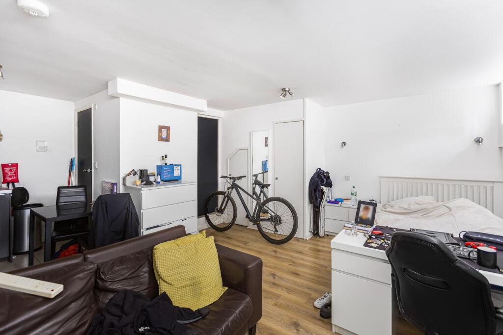 Additional image 7 of Abbots Park, St Albans, AL1