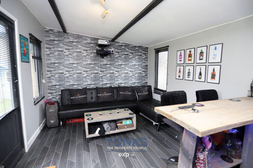 Additional image 33 of Carol Crescent, Halesowen, B63 3RP