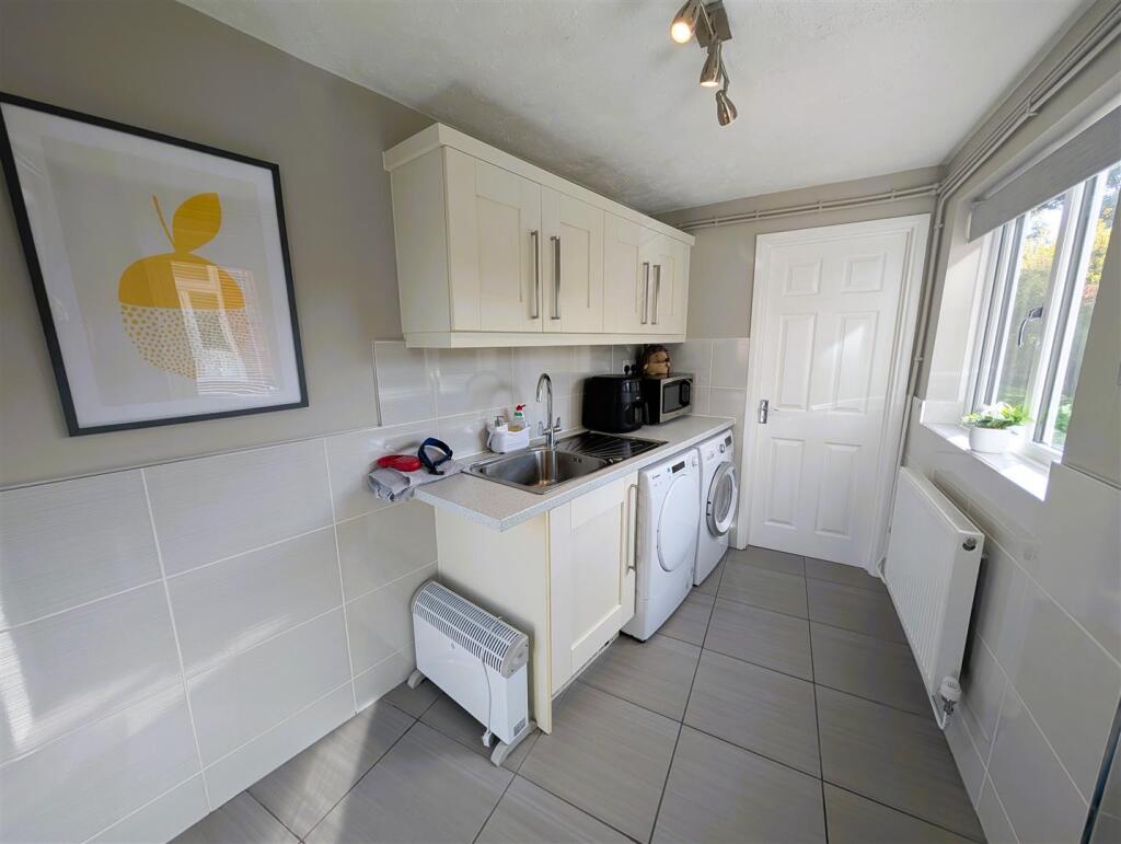 Additional image 26 of Fallowfield Road, Halesowen