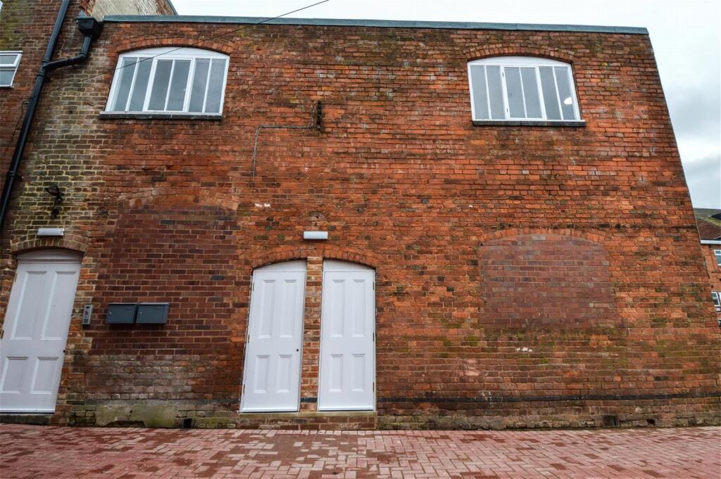 Flat 1 Shakespeare House, 67 Market Street, Bromsgrove, Worcestershire, B61