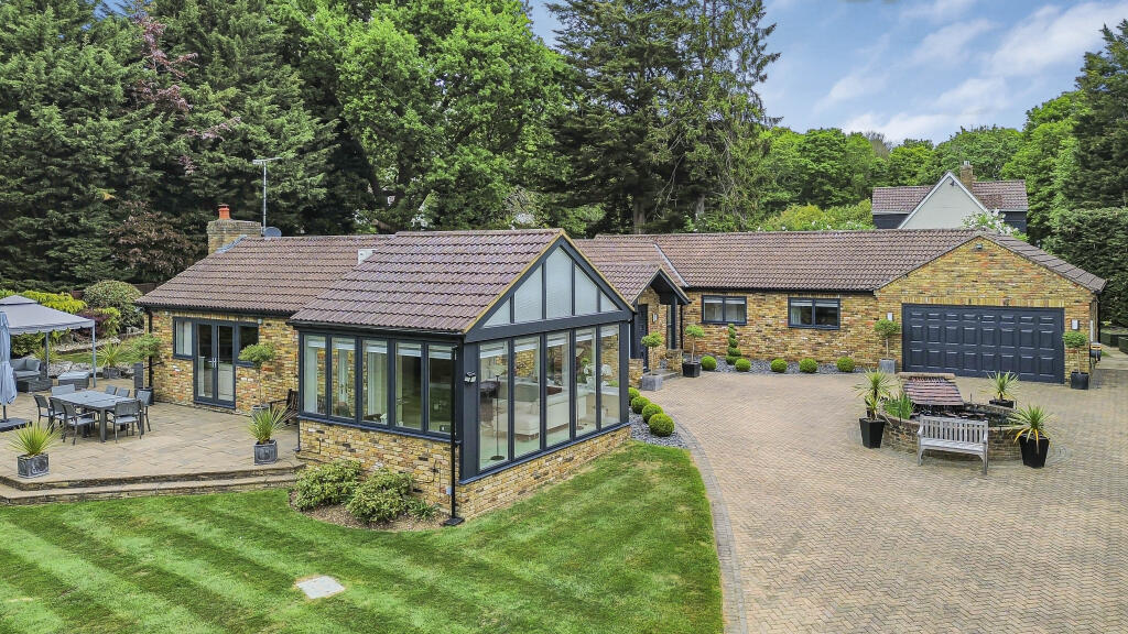 Additional image 24 of The Avenue, Welwyn, Hertfordshire, AL6