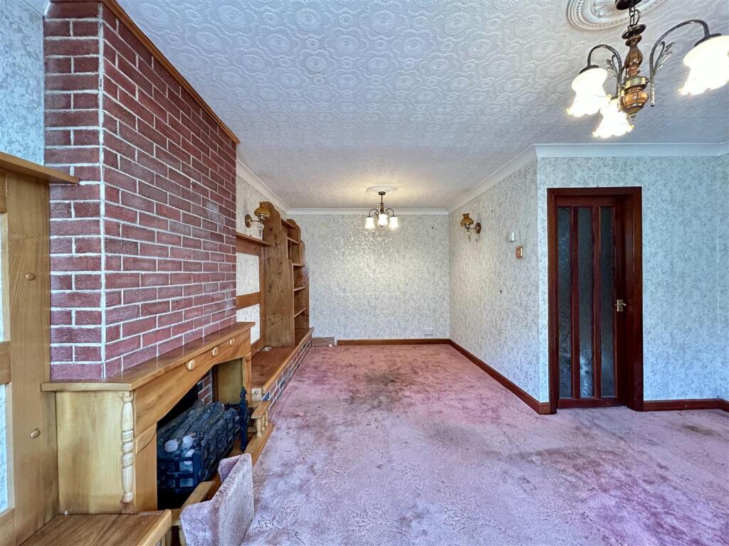 Additional image 4 of Hunnington Crescent, Halesowen