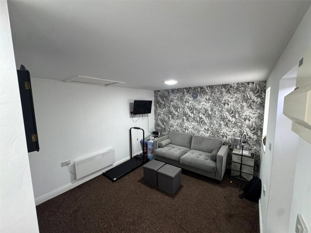 Additional image 23 of Fosbrooke Road, Birmingham, West Midlands, B10