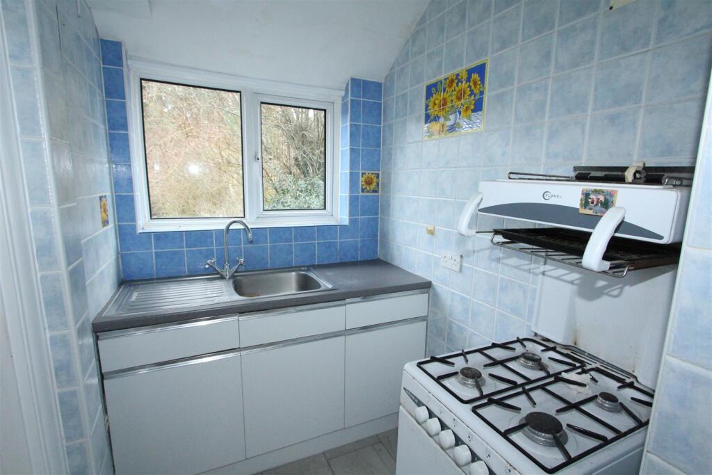 Additional image 9 of Old Harpenden Road, St. Albans