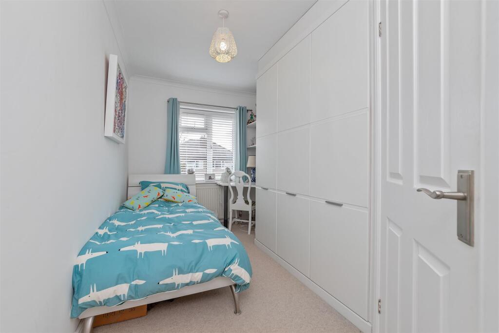 Additional image 20 of Pondfield Crescent, St. Albans