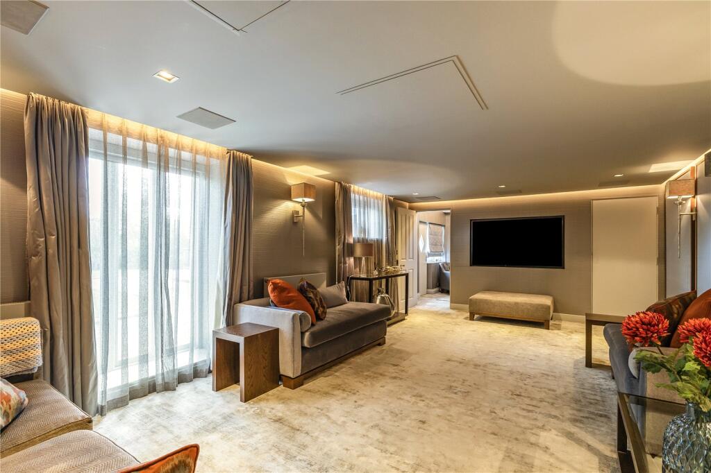 Additional image 12 of Rabley Heath Road, Welwyn, Hertfordshire, AL6