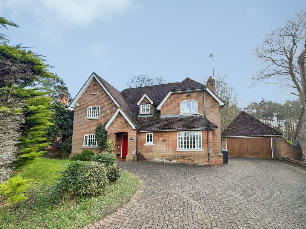 Bracken Lane, Welwyn, AL6