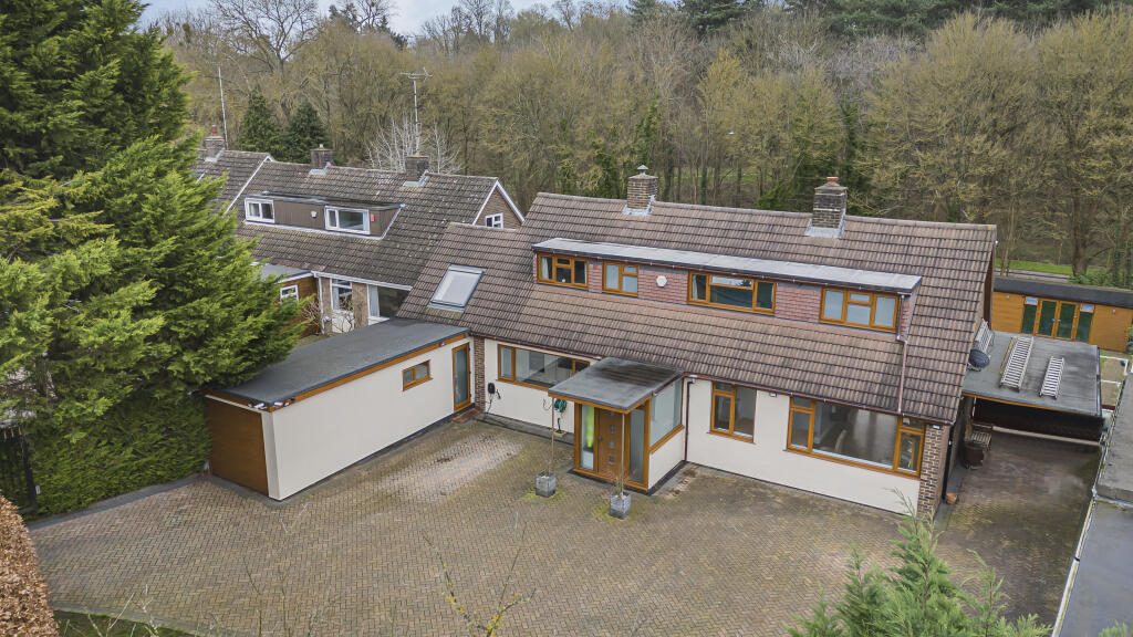 The Holdings, Hatfield, Hertfordshire, AL9