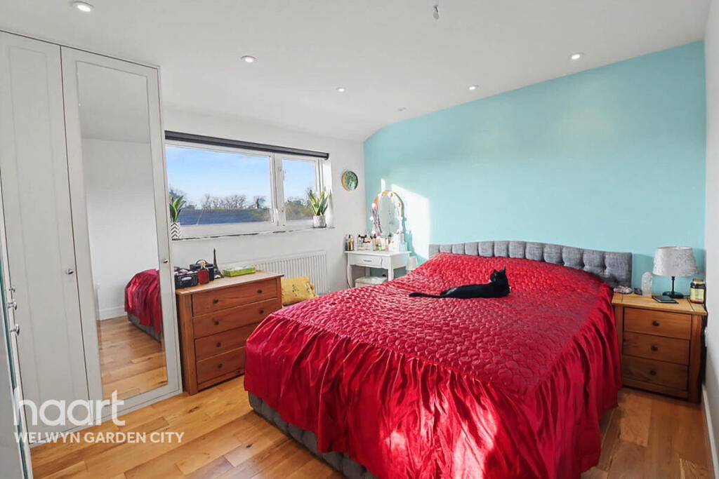 Additional image 8 of Deerswood Avenue, Hatfield