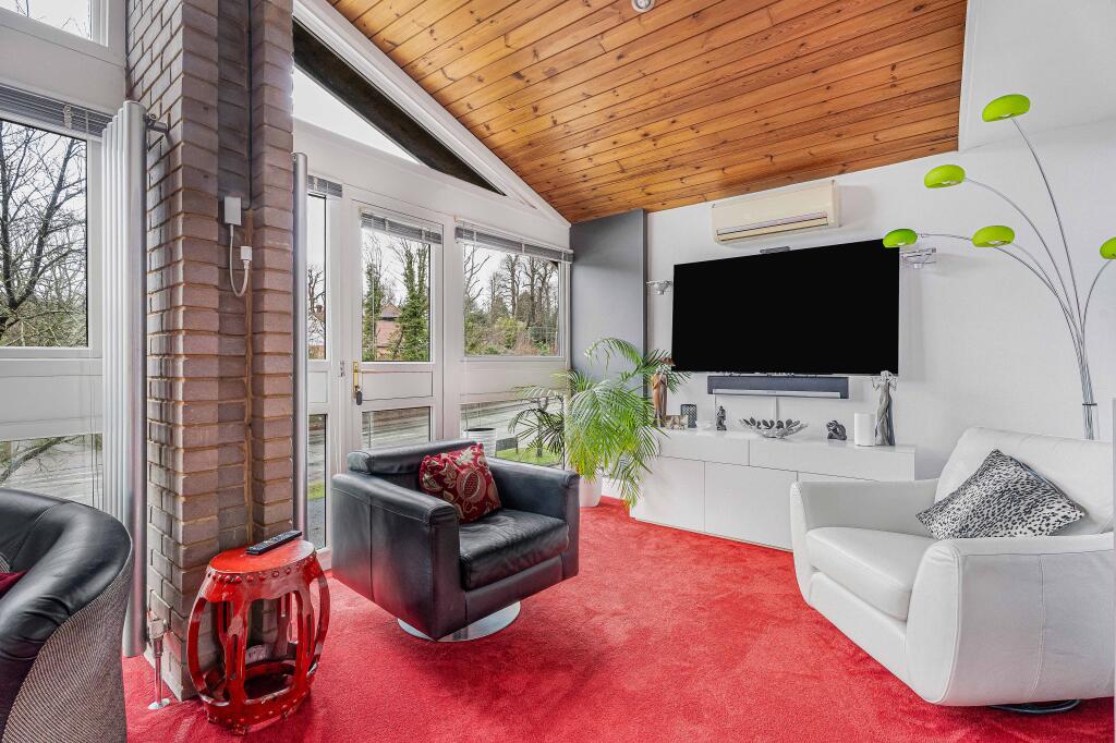 Additional image 8 of Great North Road, Welwyn, AL6