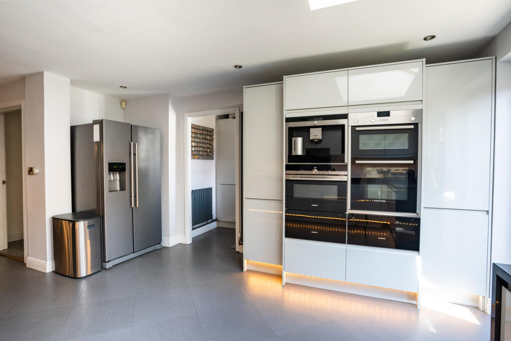 Additional image 5 of Penshurst Road Bromsgrove, Worcestershire, B60 2SL