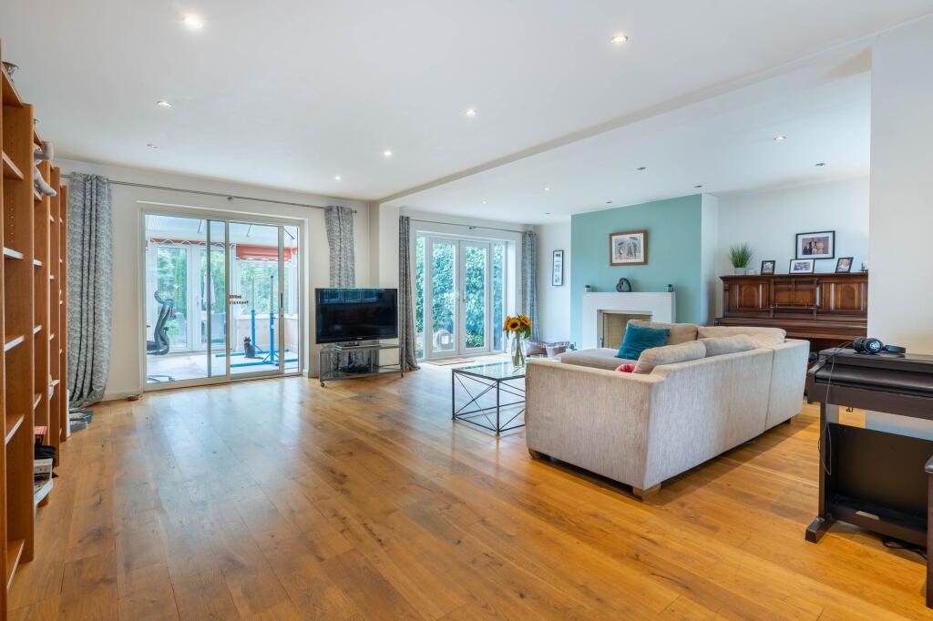 Additional image 21 of Linthurst Newtown, Blackwell, B60