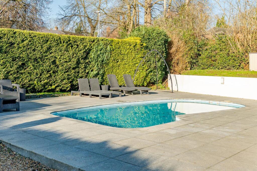 Additional image 34 of Canonsfield Road, Welwyn