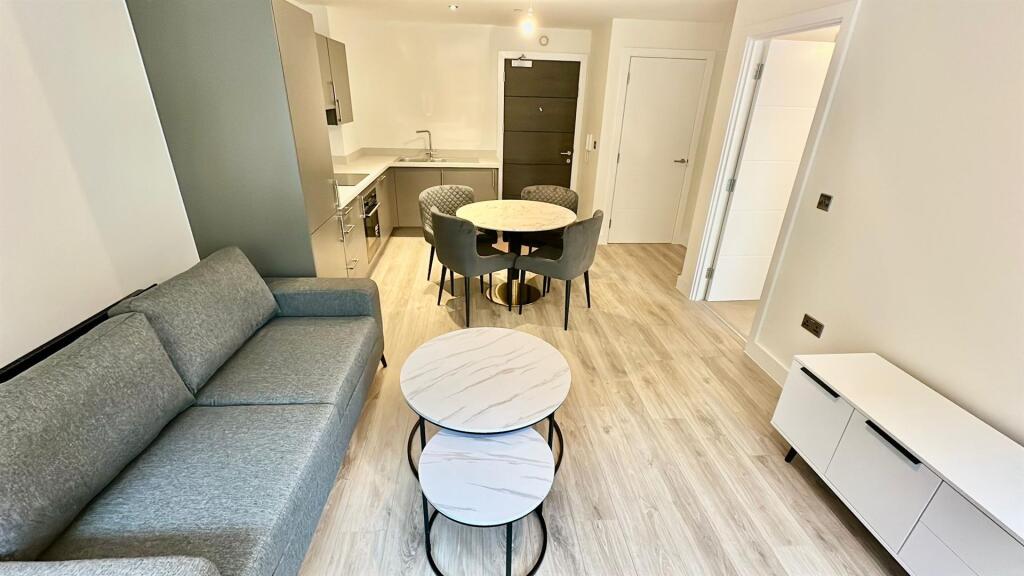 Additional image 7 of BRAND NEW APARTMENT- Boulevard Plaza, Birmingham, B5