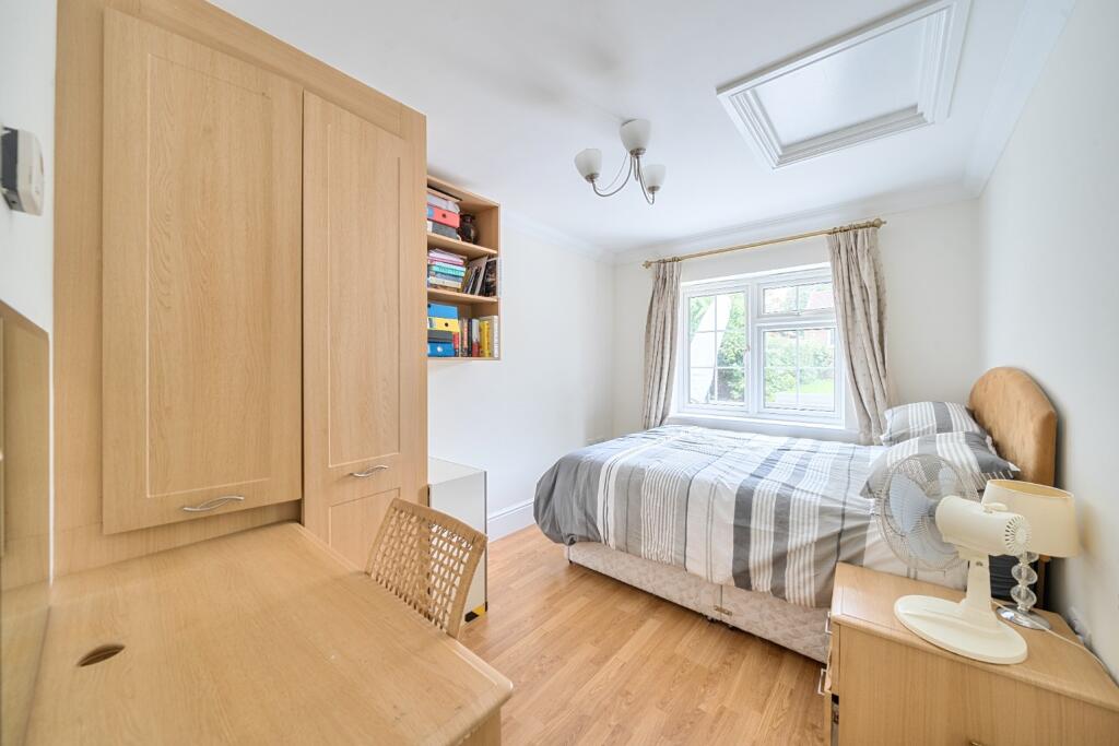 Additional image 15 of Charmouth Road, St. Albans, Hertfordshire, AL1