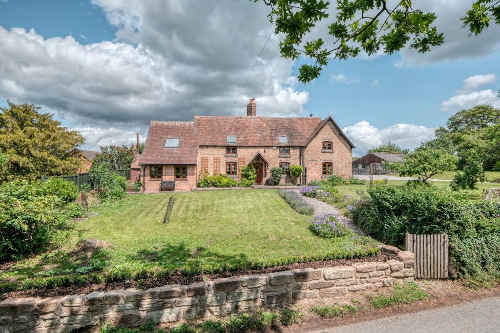 Copyholt Lane, Stoke Prior, B60