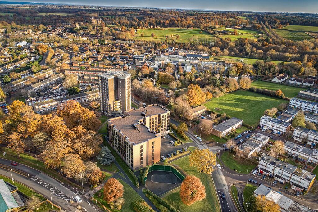 Linkwood Green
Silverling House
Link Drive
Hatfield
AL10 8FX