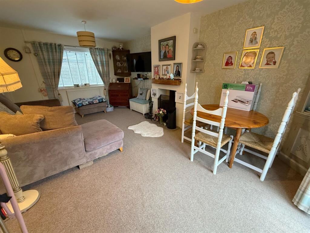 Additional image 3 of Arrow Crescent, Alcester