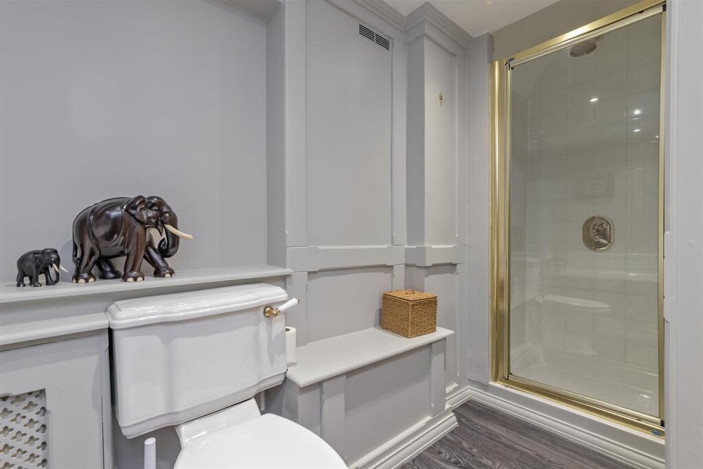 Additional image 30 of Kentish Lane, Brookmans Park