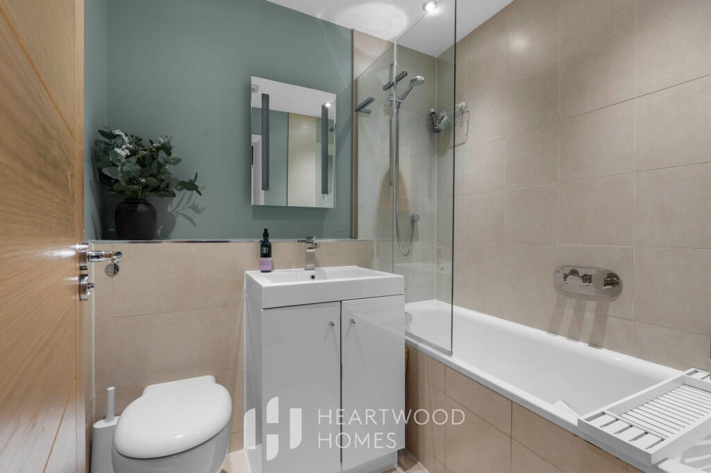 Additional image 17 of Warwick Road, St. Albans, AL1 4DJ