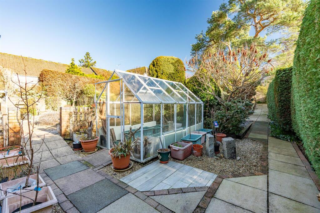 Additional image 30 of Canonsfield Road, Welwyn