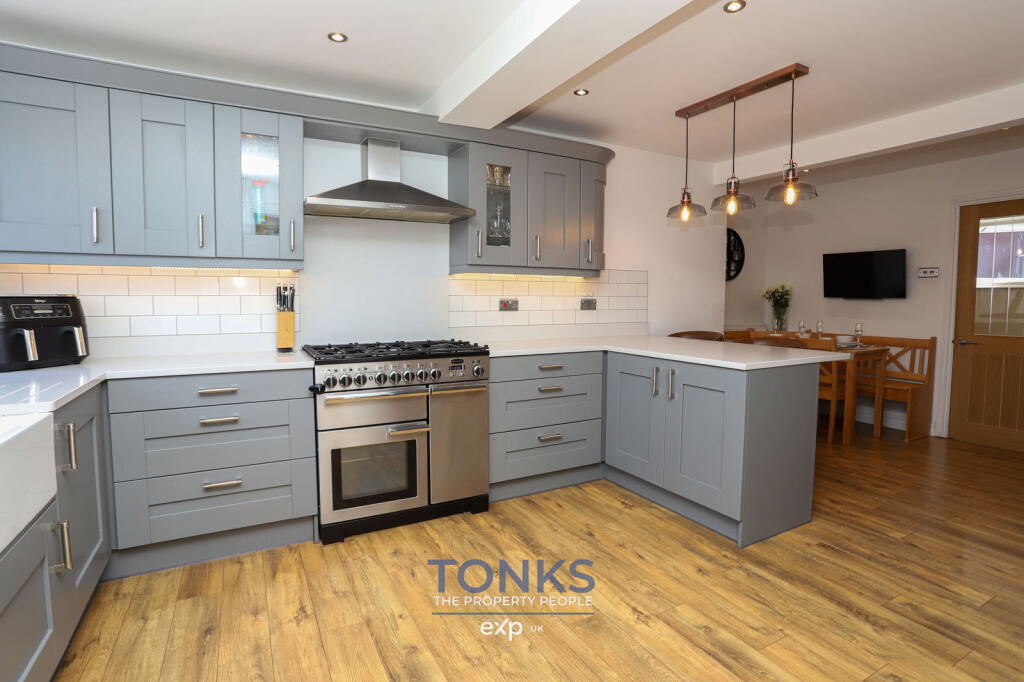 Additional image 4 of Hamilton Avenue, Halesowen, B62 8SZ