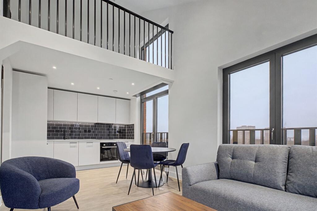 Belmont Wharf, Glasswater Locks, Birmingham, B4