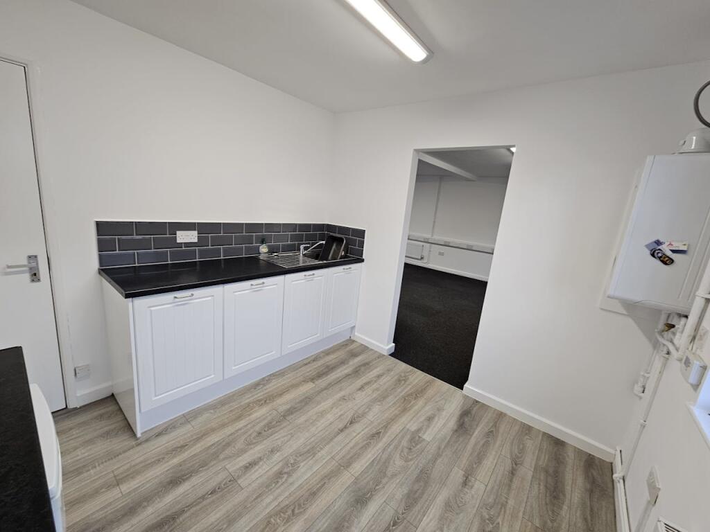 Additional image 14 of Unit 5, West Court, Saxon Business Park, Bromsgrove, B604AD