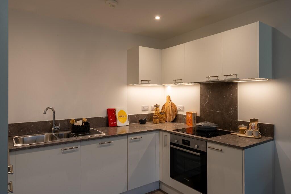 Additional image 7 of Flat B15, Marina Place, Birmingham, B16