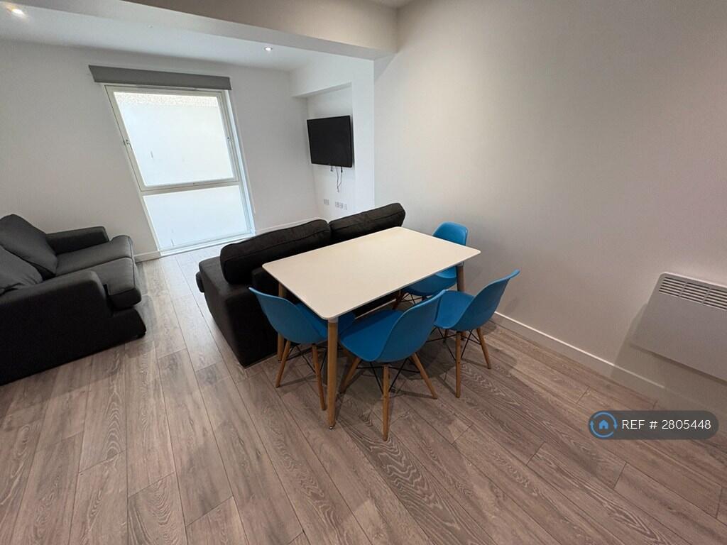 Additional image 4 of Loch Street, Aberdeen, AB25