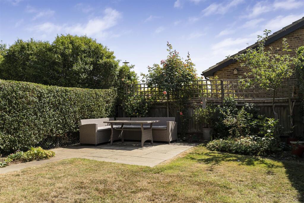 Additional image 15 of Barnfield Road, Welwyn Garden City