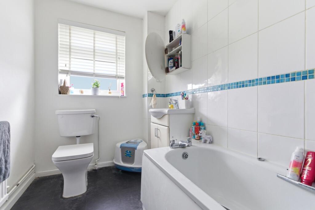 Additional image 9 of Hilldyke Road, Wheathampstead, St. Albans, Hertfordshire, AL4