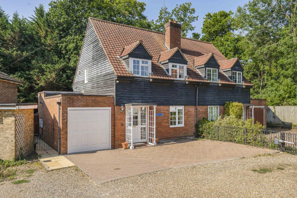 Junction Cottages, Blakemere Road, Welwyn Garden City, AL8