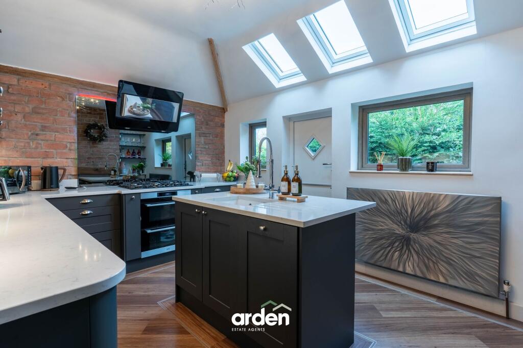 Warren Lane, Lickey, B45