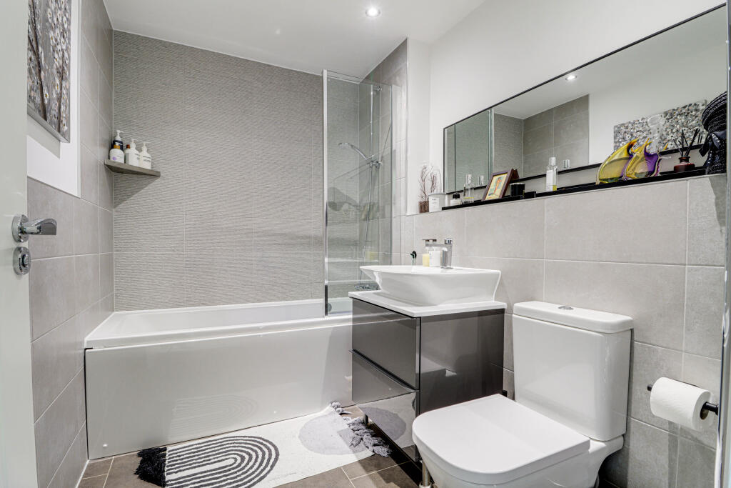 Additional image 13 of Falcon Way, St Albans, AL4